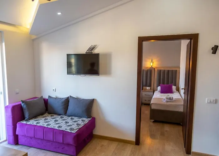 Kenzy Apartments
